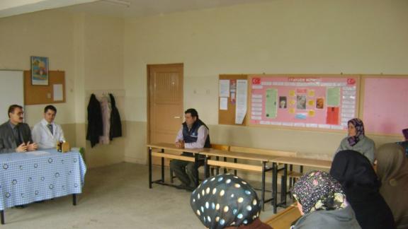 İlçe Milli Eğitim Müdürü Ginyas KAYA, Okul ve Veli Ziyaretlerine Devam Ediyor.